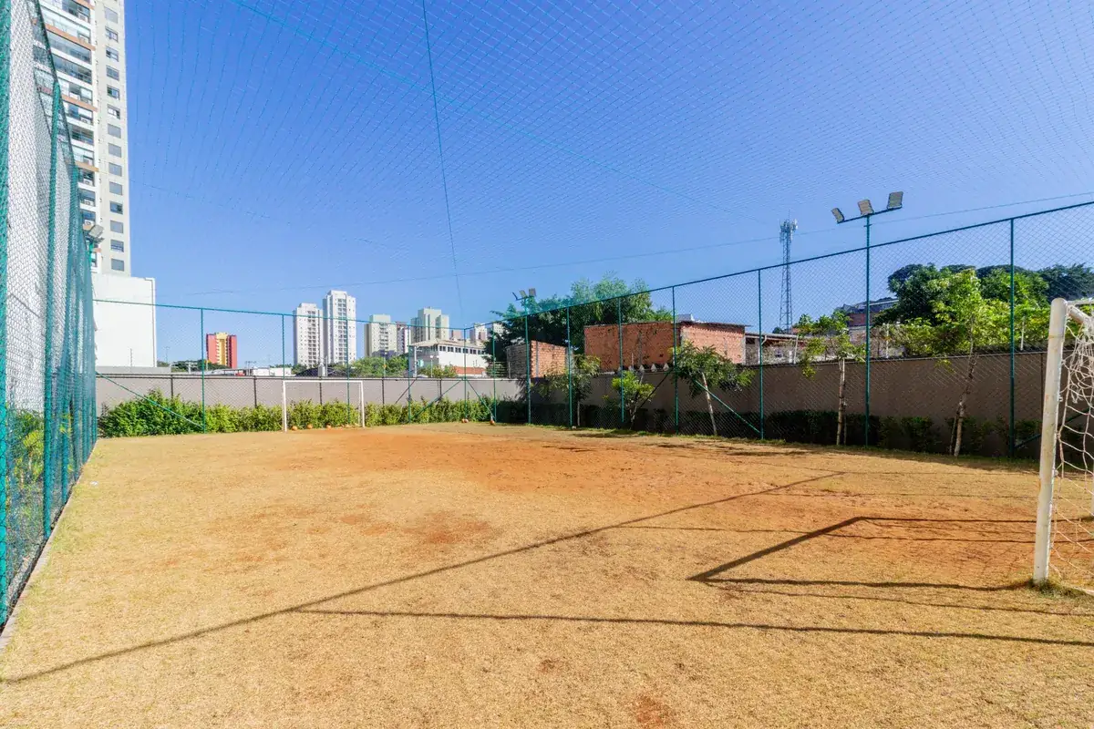 Campo de futebol do condomínio